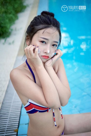 一直游到海水变蓝